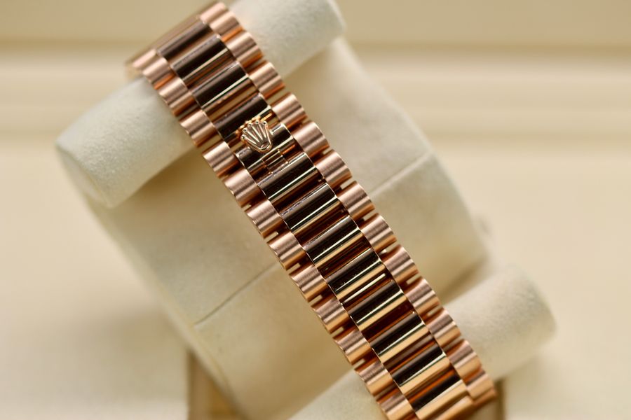 Rolex Day-Date 40 228235